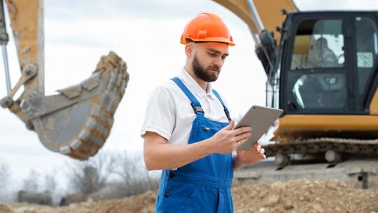 Système de géolocalisation pour engins de chantier : meilleure protection pour le BTP