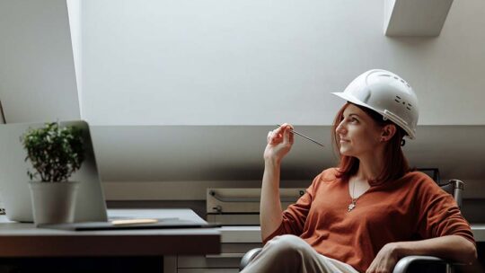 Quelles dispositions pour accueillir et encadrer un stagiaire sur chantier ?